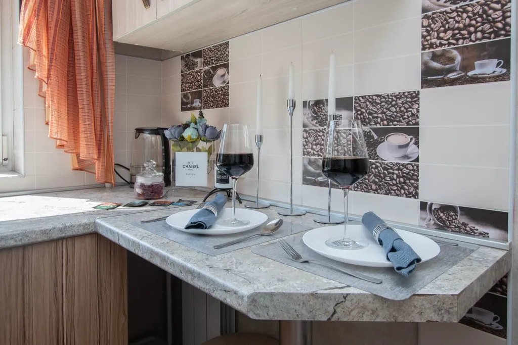 Однокомнатные апартаменты Room Hotel (Рум Хотел) на улице Кирова