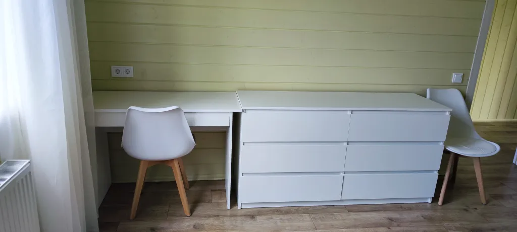 Дом с панорамными окнами в стиле Barn House