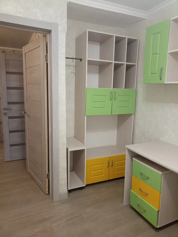 Квартира со своим двориком и стоянкой