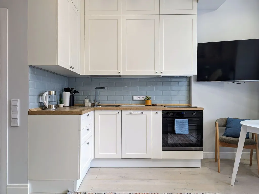 Двухуровневая квартира с балконом в центре