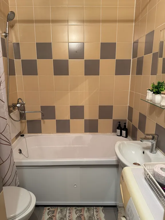 Уютная студия в 5 минутах от метро