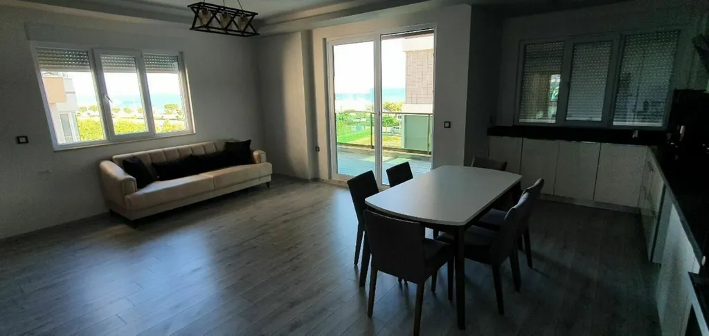 Квартира на 2 этаже с видом на море