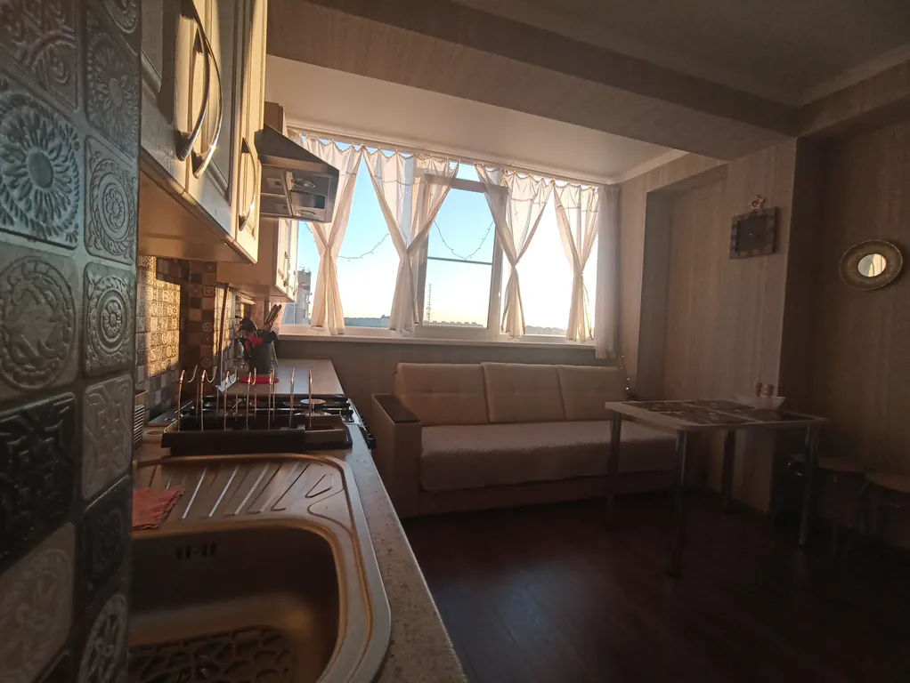 Просторная, светлая квартира в центре