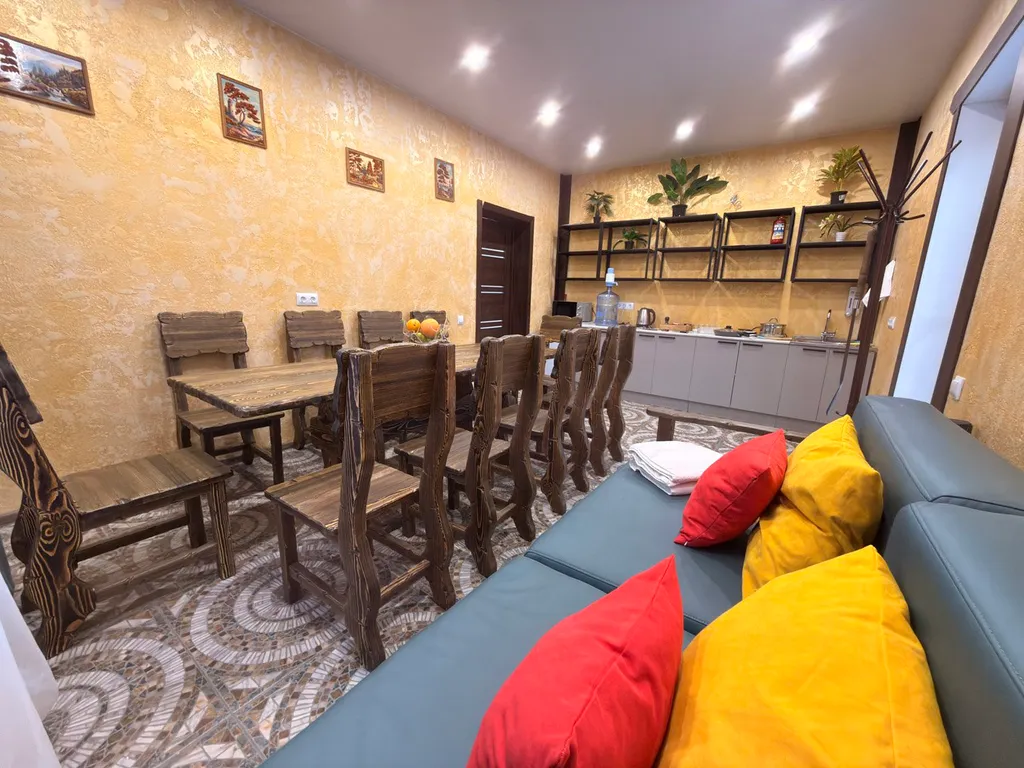 Дом Золотой