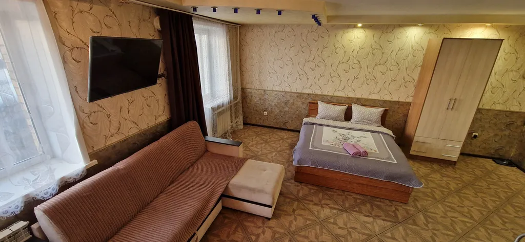 Квартира Вместительная студия с видом на реку Ангару — аренда посуточно в Иркутск