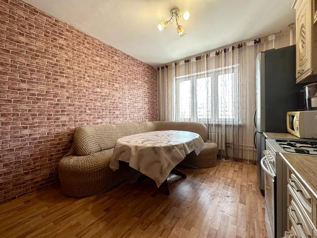 2-комнатная на Энтузиастов