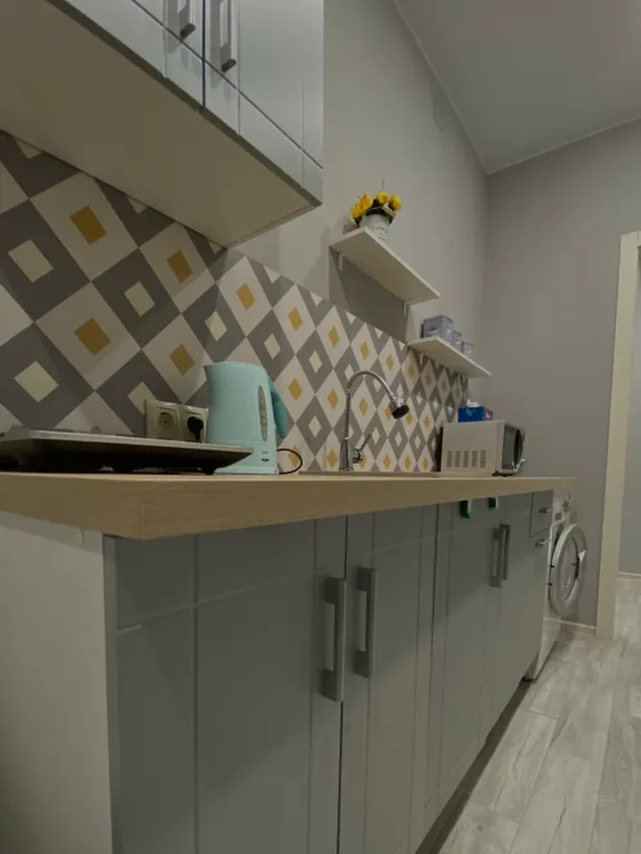 Уютная студия с удобным расположением, парковкой, близко к вокзалу