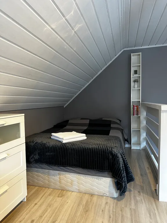 Домик близ Сорочан с баней-бочкой