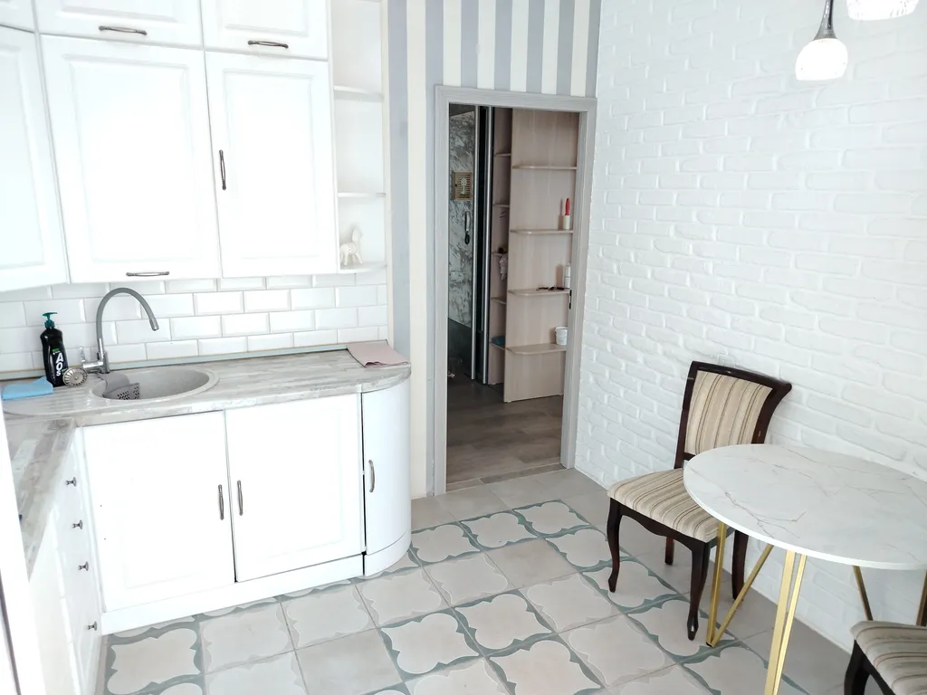 Квартира рядом с областной больницей