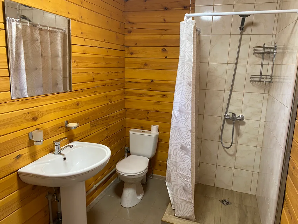 Дача на берегу горной реки