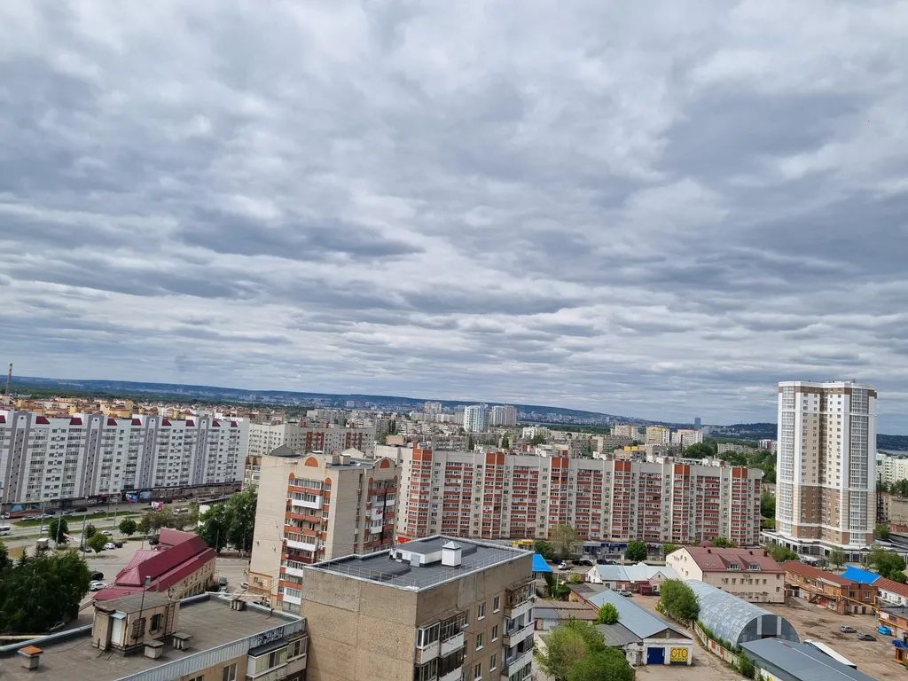 Светлая уютная студия в центре с видом на Энгельс, Саратов и Волгу