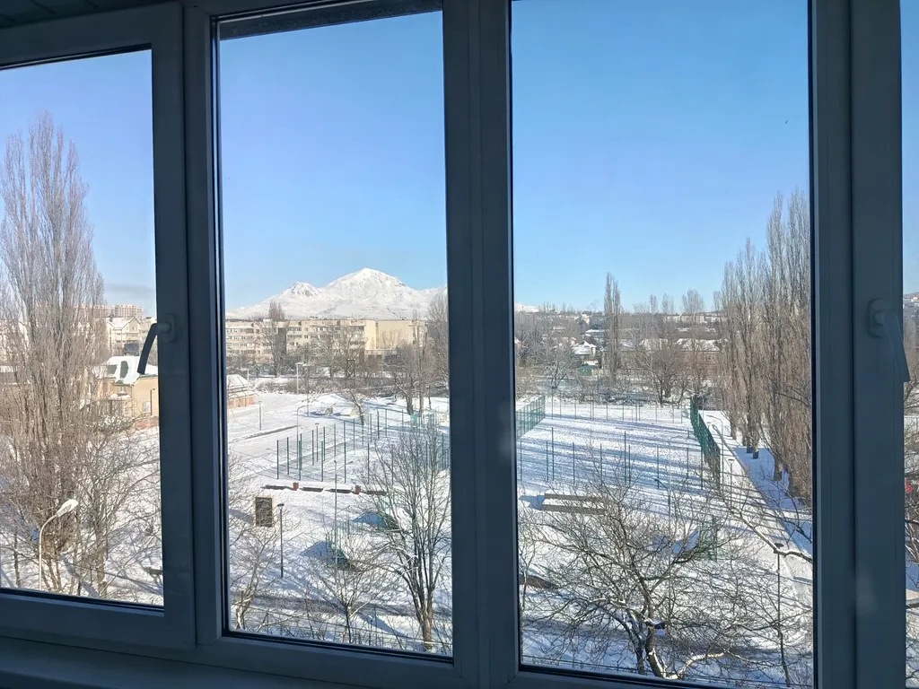 Уютная квартира у реки с панорамным видом на горы Машук и Бештау