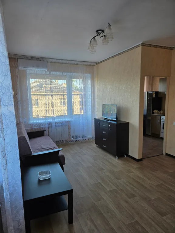 Теплая, солнечная квартира в центре города