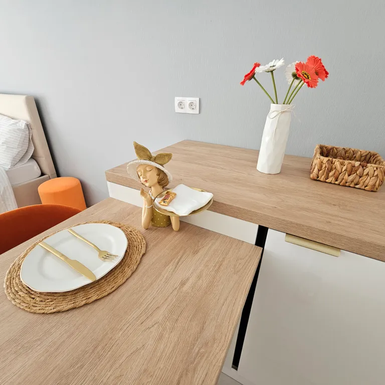 Квартира с видом на березовую рощу