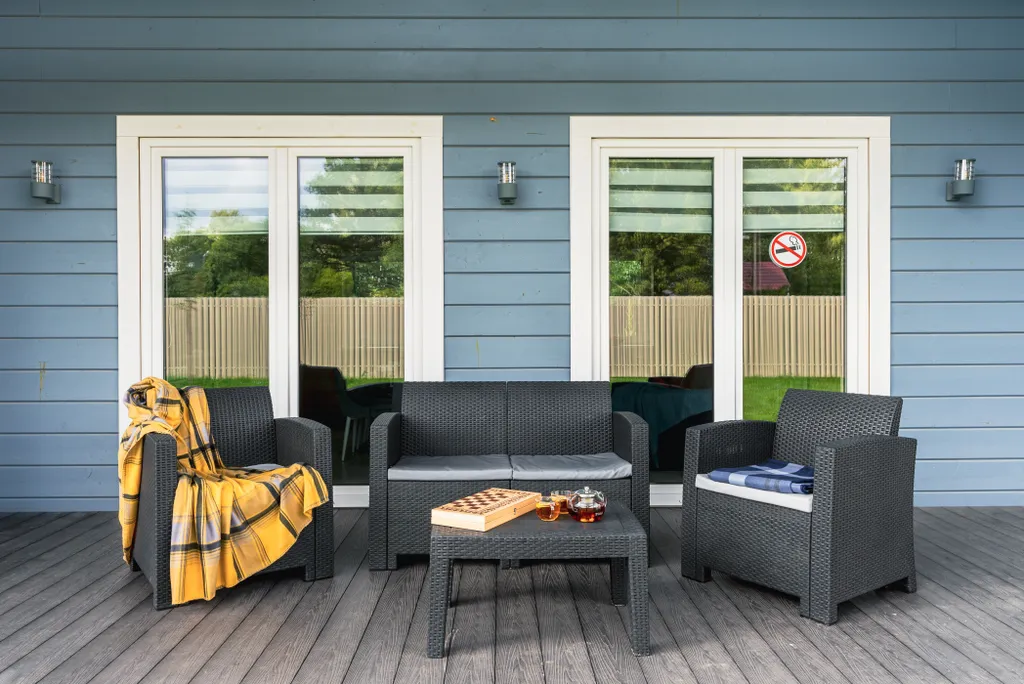 Уютный новый коттедж у озера