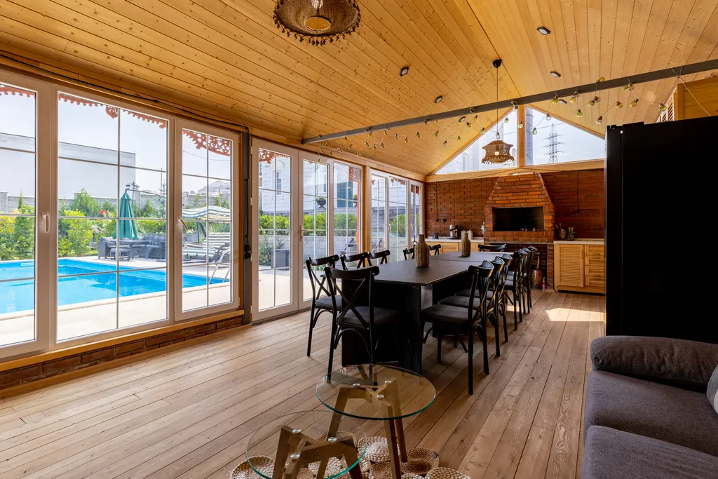 Shindisi Residence, VIP Villa