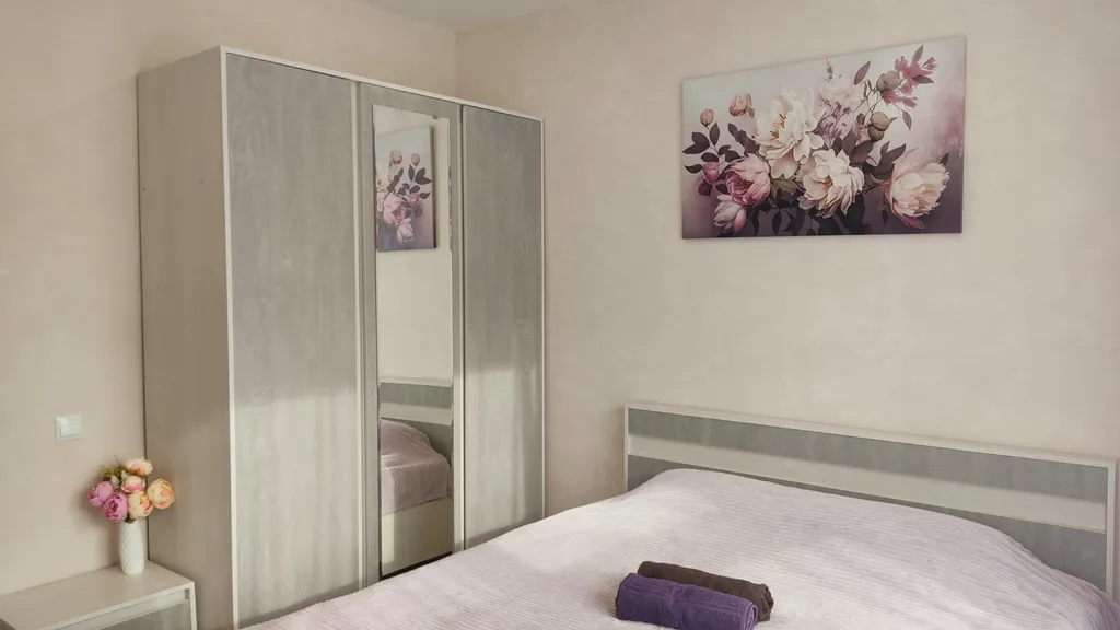 Евродвушка у аэропорта и ТРЦ Арена