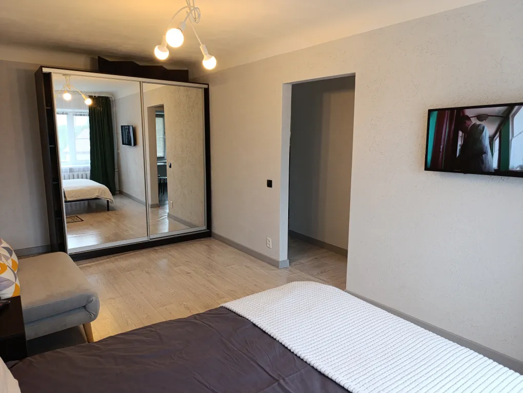 Уютная однокомнатная квартира возле ТРЦ Ярмарка