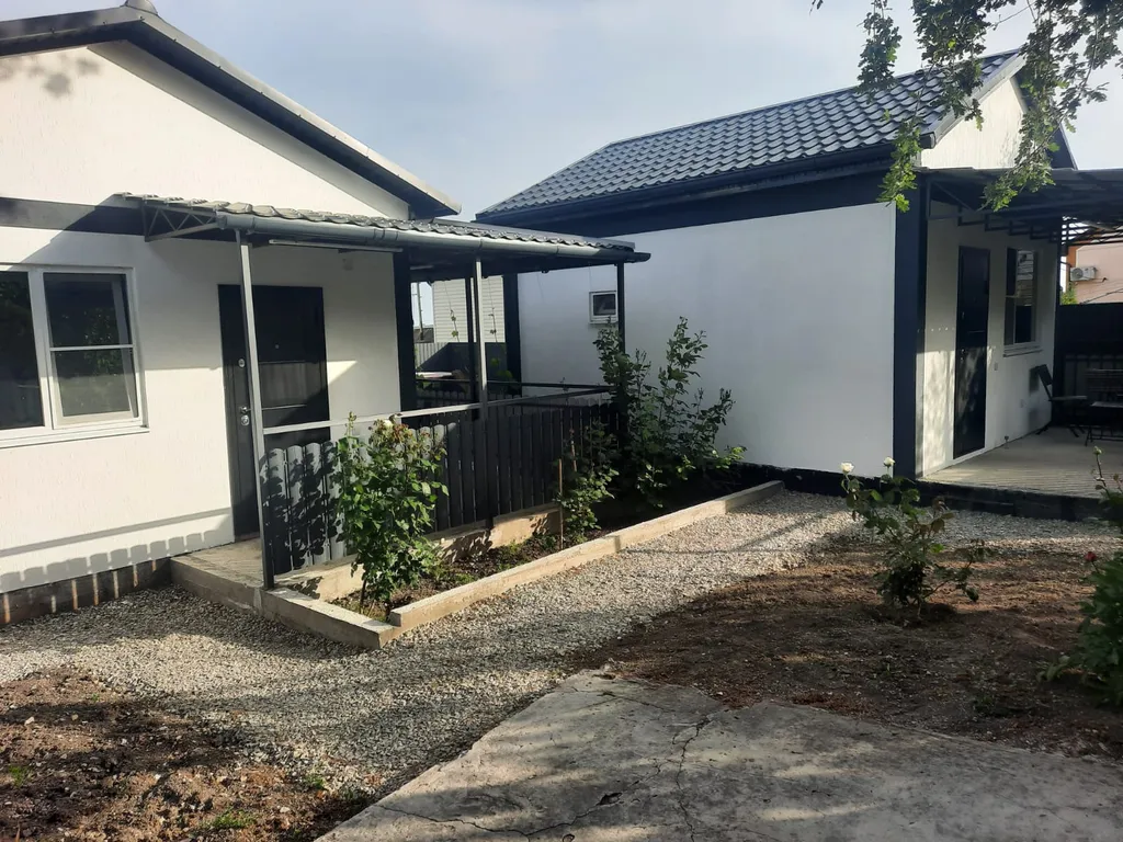 Коттедж Уютные домики в Голубой Бухте — Геленджик