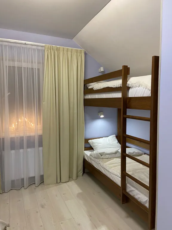 Коттедж с теплым бассейном и баней на дровах