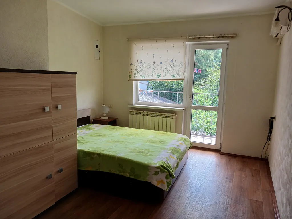 Домик для отдыха в тихом дворе