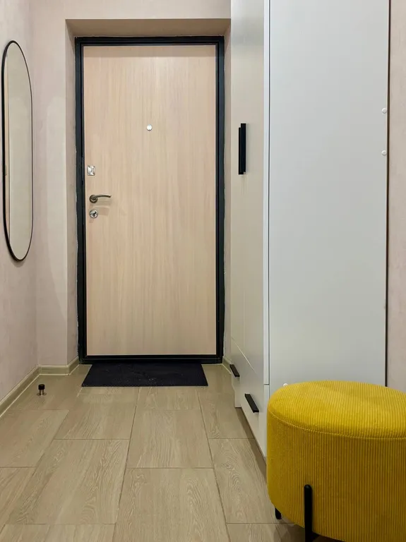 Студия с дизайнерским ремонтом