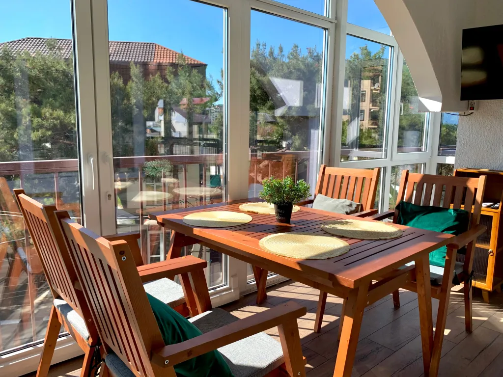 Квартира 3-комнатная квартира с террасой в Сосновой роще — Геленджик