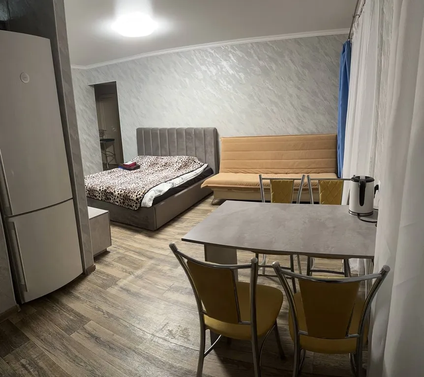 Квартира Уютная студия в Калининском районе — аренда посуточно в Донецк