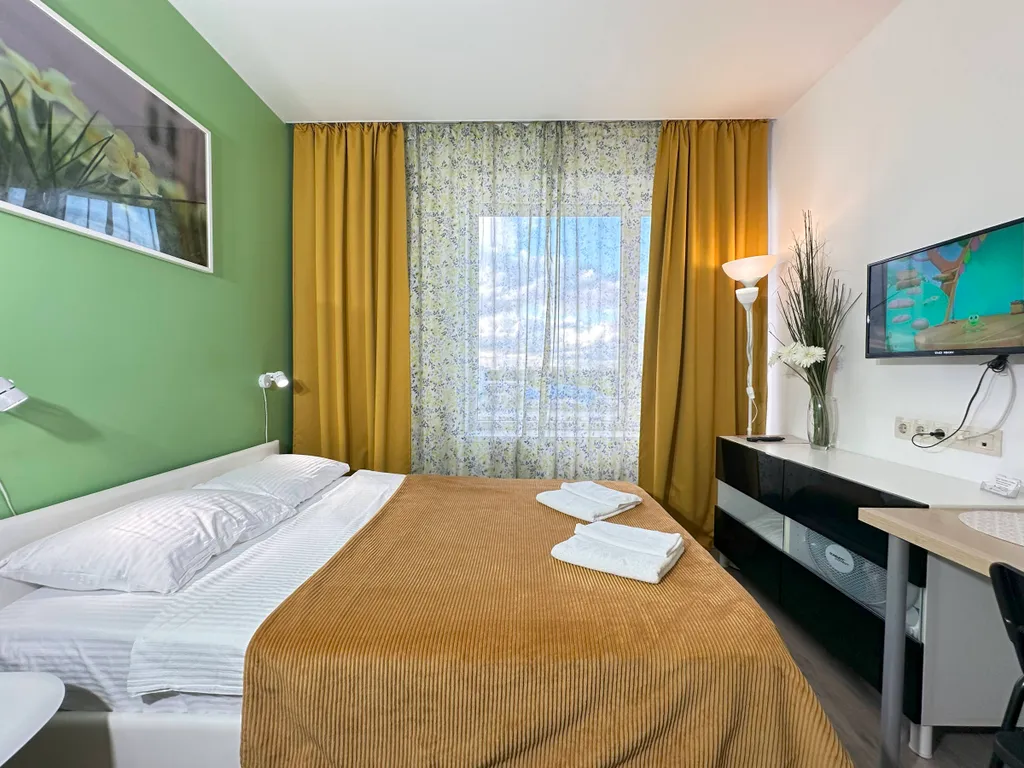 Идеальный выбор: чистая современная квартира-студия в современном доме