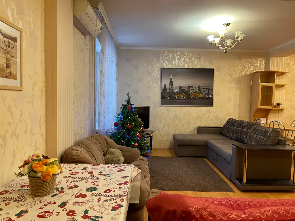 Большая квартира рядом с зоопарком и дельфинарием, метро Заельцовская