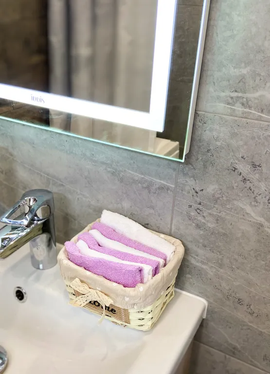 Коттедж Семейный дом с 2 спальнями у леса и озера — Борисово