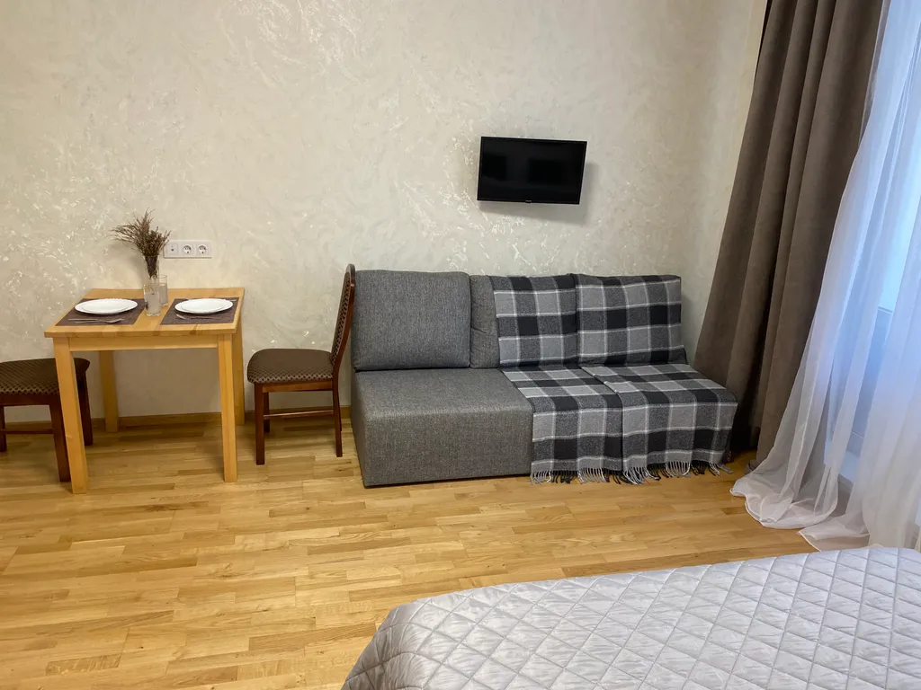 Апартаменты с видом на Европейский проспект