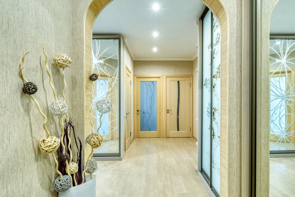 Трешка в центре города с охраняемой парковкой