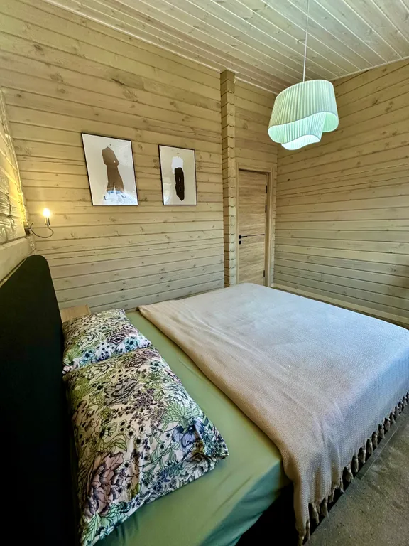 Дом с бассейном