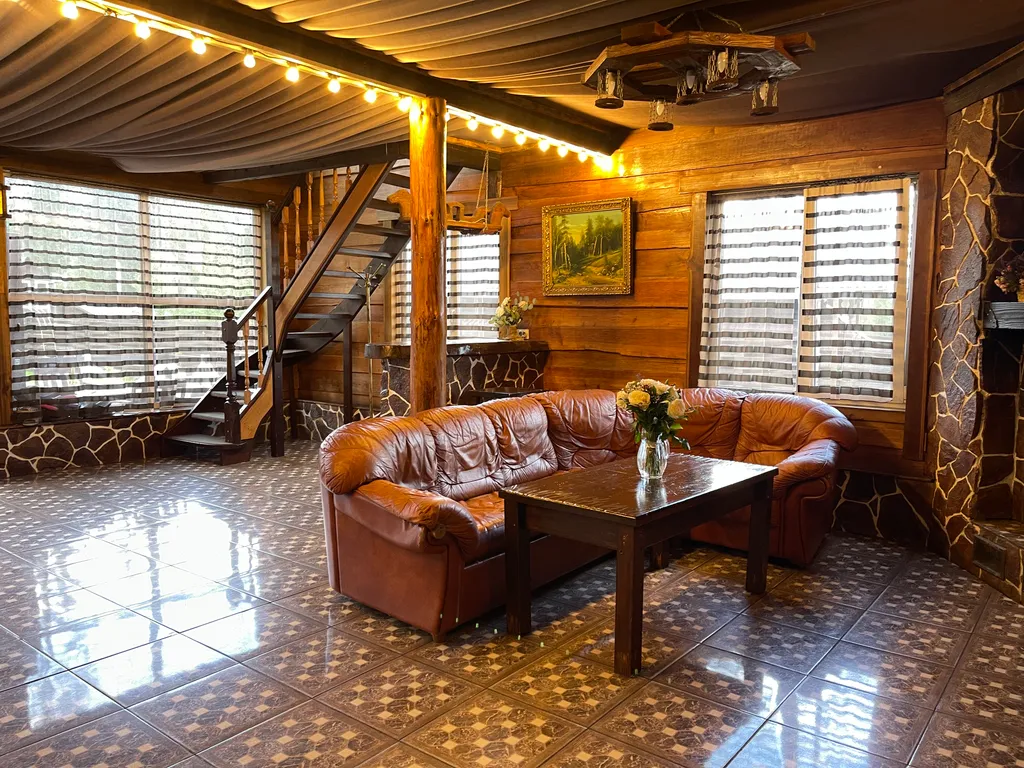 7-комнатный Дом