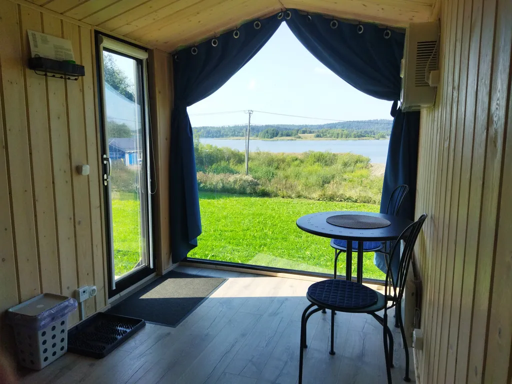 Тревел хижина