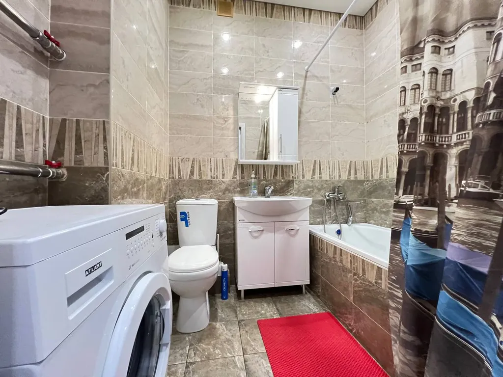 Двухкомнатная в центре в новом доме