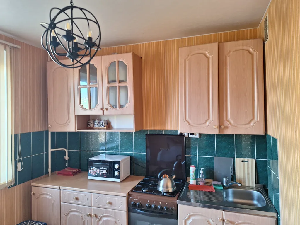 Квартира Уютная 2-х комнатная квартира в тихом спокойном районе — Тихвин