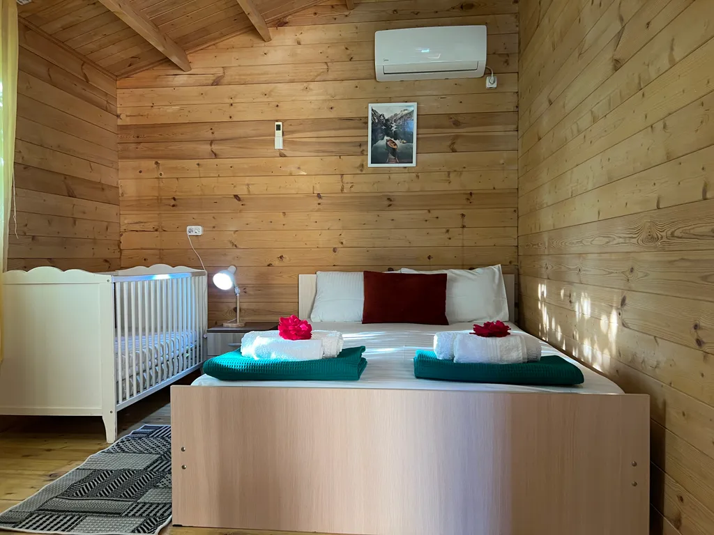 Уютный эко-коттедж под ключ Домик в деревне