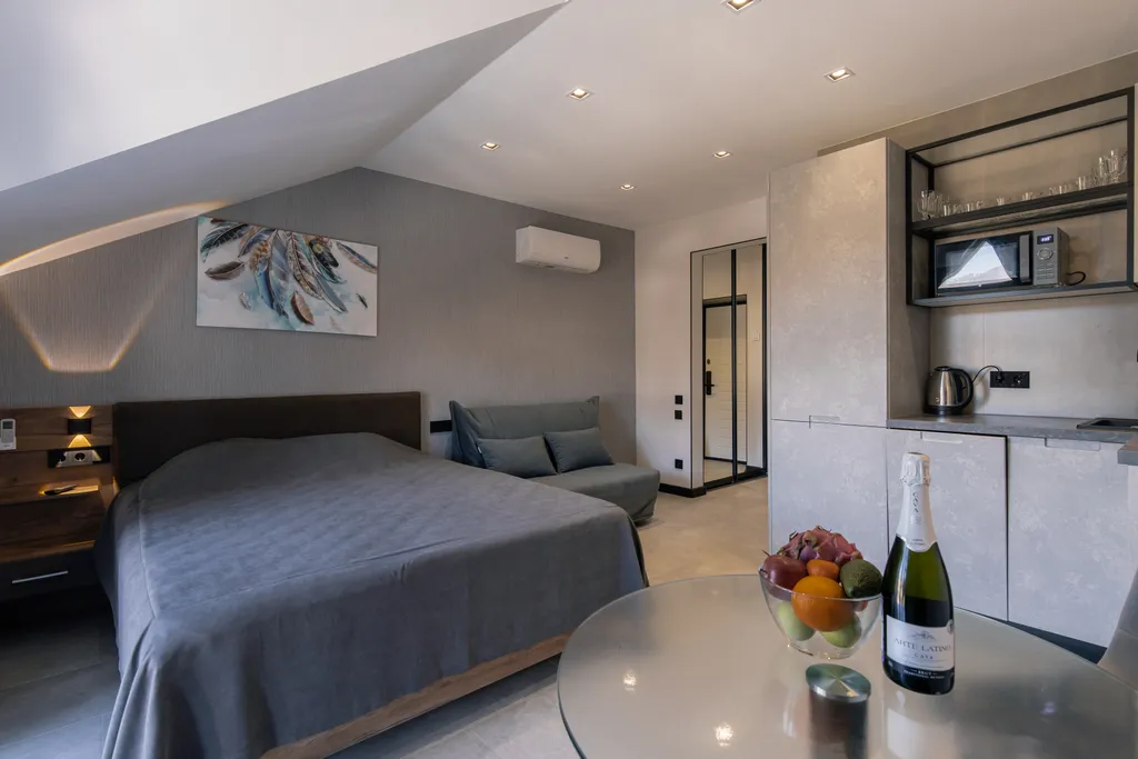 Квартира Студия с балконом — аренда посуточно в Агой