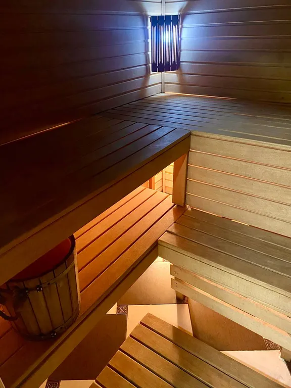 Деревянный домик с русской банькой в Большой Царевщине