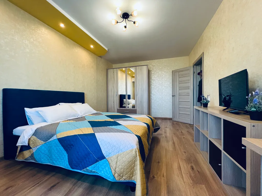 Квартира Просторная евротрешка рядом с метро и видом на набережную — аренда посуточно в Красногорск