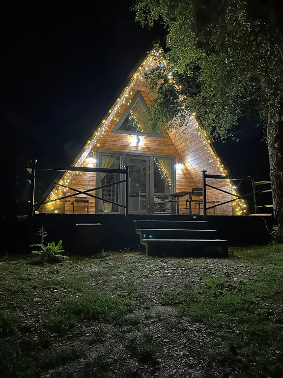 Коттедж Афрейм с видом на горы — Архыз