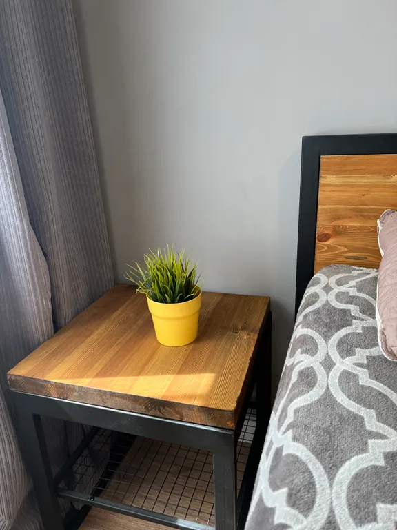 Квартира в стиле лофт в центре с качелью