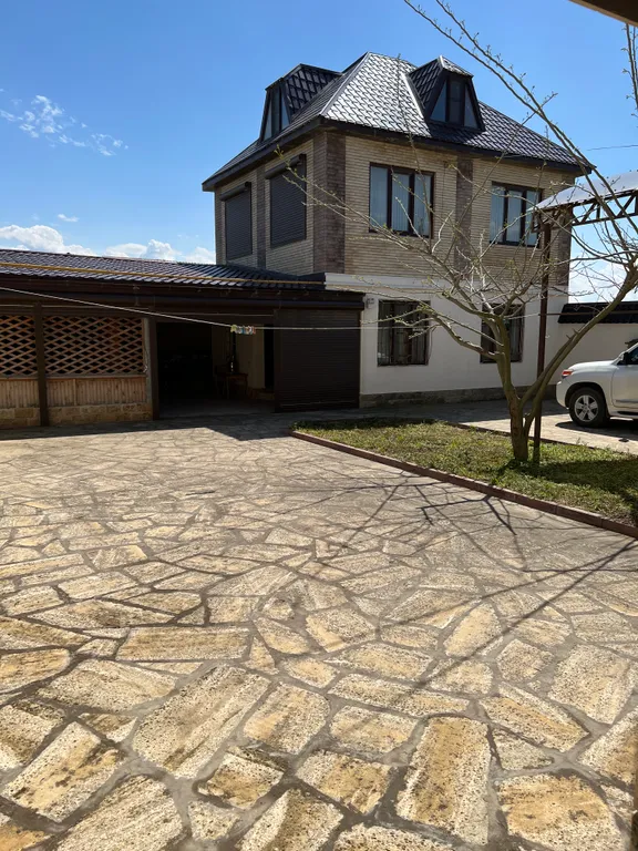 Дом на берегу моря