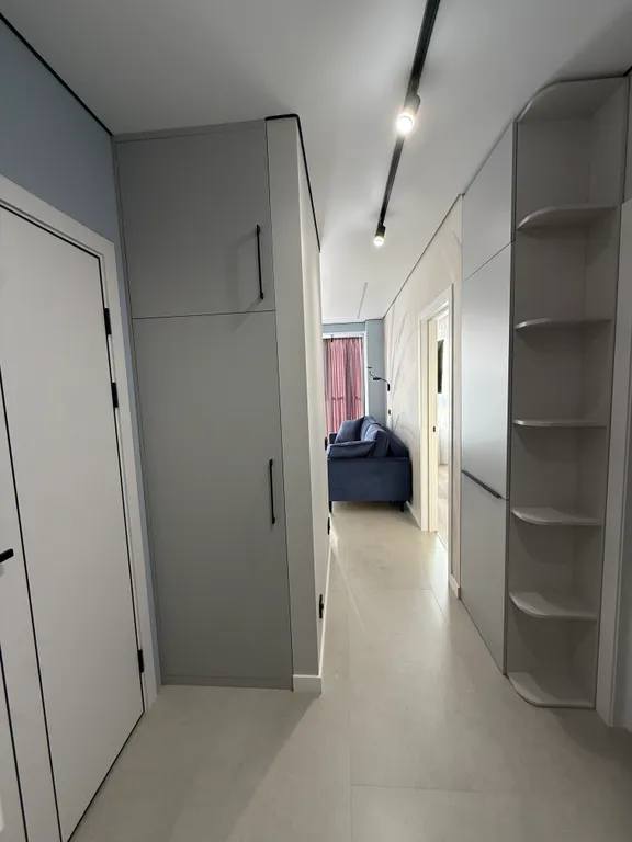 Стильная квартира в доме комфорт класса в пригороде