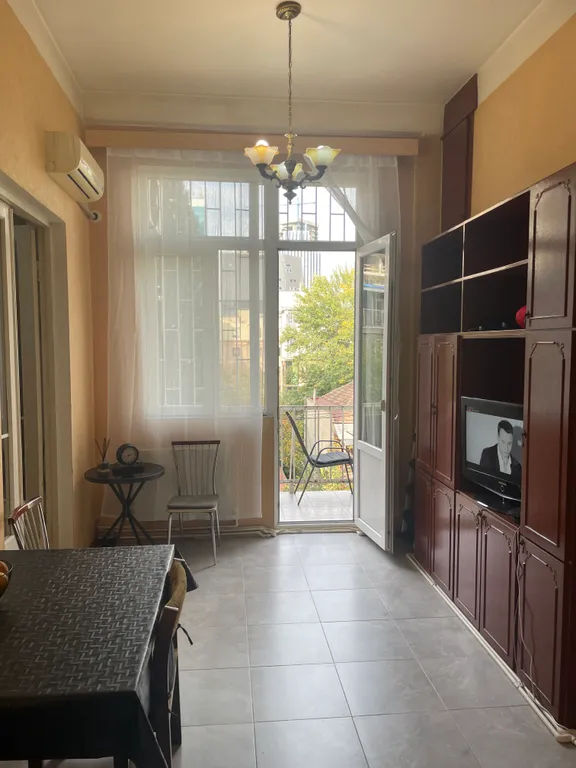 Апартаменты с балконом рядом с парком Ваке