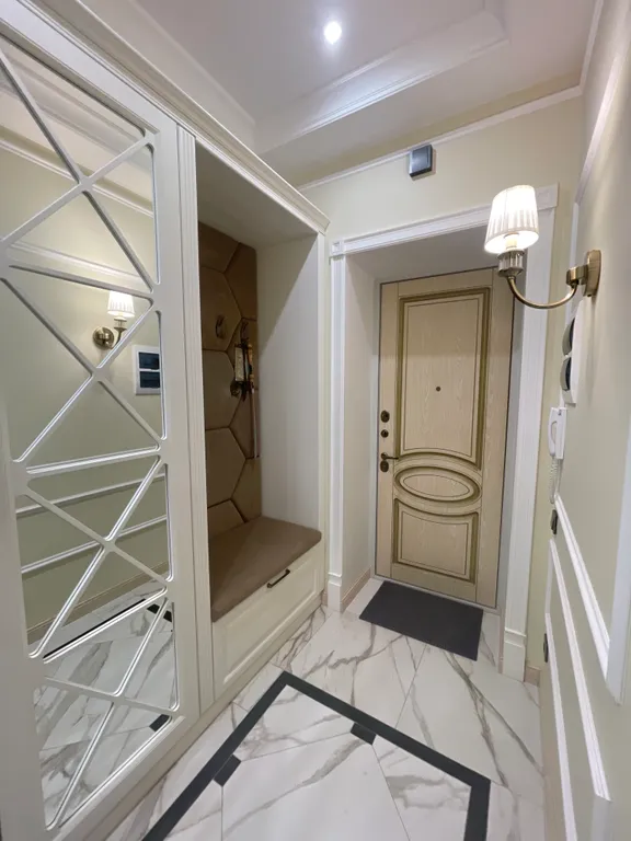 Апартамент для ценителей комфорта в центре города, с закрытой парковкой