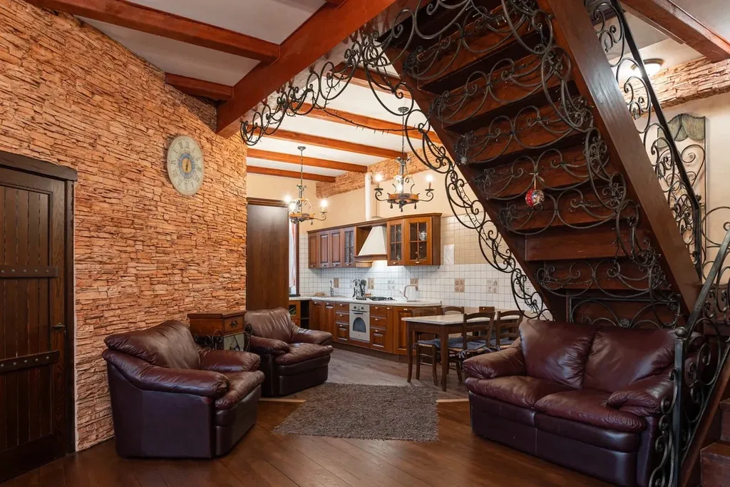 Дом с сауной и бассейном