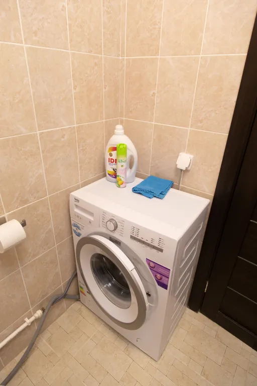 Квартира у метро с кондиционером и джакузи